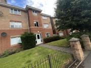 2 bedroom ground flat for sale