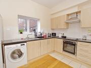 2 Bedroom Ground Flat House to Rent