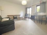 2 bedroom ground flat to rent
