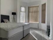 2 bedroom ground flat to rent