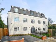 2 bedroom ground flat to rent