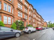2 bedroom ground flat to rent