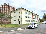2 bedroom ground flat to rent