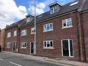 2 bedroom ground flat to rent