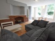 2 bedroom ground flat to rent