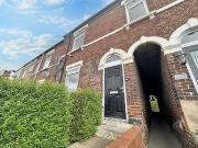 2 bedroom ground flat to rent