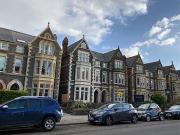 2 bedroom ground flat to rent