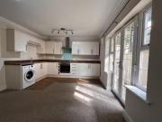 2 bedroom ground floor flat for rent in 63 Stirling...