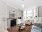 2 bedroom ground floor flat for rent in Crofton Road,...