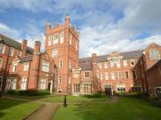 2 bedroom ground floor flat for rent in King Edward...