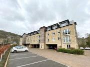 2 bedroom ground floor flat for rent in Leedham Court...