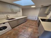 2 bedroom ground floor flat for rent in Myrtle Street,...