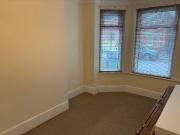 2 bedroom ground floor flat for rent in Rampart Road,...