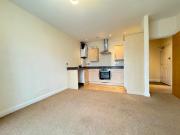 2 bedroom ground floor flat for rent in Stourcliffe...