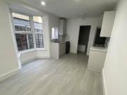 2 bedroom ground floor flat for rent in Vicarage Road...