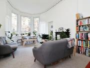 2 bedroom ground floor flat for sale in 44 Roslea Drive,...