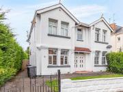 2 Bedroom Ground Floor Flat For Sale In Bournemouth, Dorset