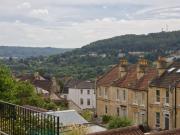 2 bedroom ground floor flat for sale in Chilton Road,...