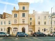 2 Bedroom Ground Floor Flat For Sale In Hove