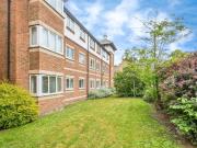 2 bedroom ground floor flat for sale in Oxford Road,...