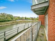 2 bedroom ground floor flat for sale in Pooleys Yard,...