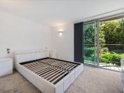 2 bedroom ground floor flat for sale in Riverside Lodge,...