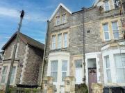 2 Bedroom Ground Floor Flat For Sale In Town Centre