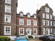 2 bedroom ground floor flat for sale in Upton Park,...