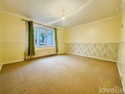 2 bedroom ground floor flat to rent