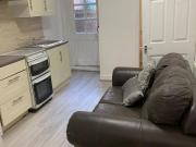 2 bedroom ground floor flat to rent