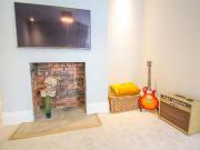 2 bedroom ground floor flat to rent