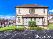 2 bedroom ground floor flat to rent