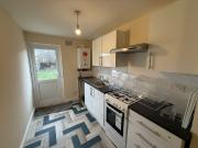 2 Bedroom Ground Floor Flat with Rear Garden