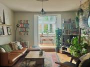 2 Bedroom Ground Floor Maisonette For Sale In London
