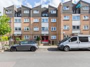 2 bedroom ground maisonette for sale