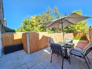 2 bedroom ground maisonette to rent