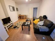 2 bedroom ground maisonette to rent