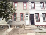 2 Bedroom Home for Rent at 5913 Mccallum St,...