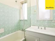 ! 1 week rent free ! 2 Bedroom Home, Well Maintained