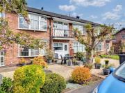 2 Bedroom Maisonette Flat