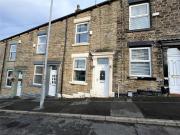 2 Bedroom House Ashton Greater Manchester 99422633
