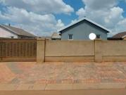 2 bedroom house available for rent i.