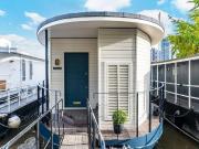 2 bedroom house boat to rent