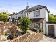 2 Bedroom House Brighton East Sussex 99277944