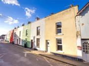 2 Bedroom House Bristol City Of Bristol 90311182
