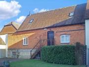 2 bedroom house for rent in Baldwyn Barn High Street...