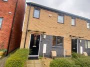 2 bedroom house for rent in Charles Bennion Walk,...