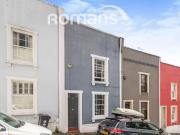 2 bedroom house for rent in Church Lane, Clifton,...