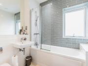 2 bedroom house for rent in Laurel Way, Southmead,...