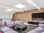 2 Bedroom House For Rent In Shoreditch